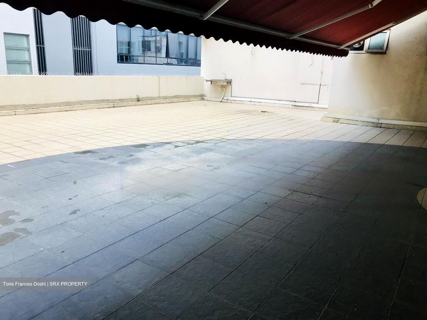 Hongkong Street (D1), Office #460734141